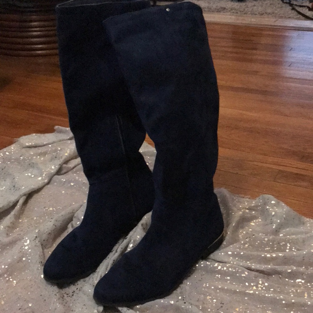 Blue Suede 👢 Boots 🐮💙